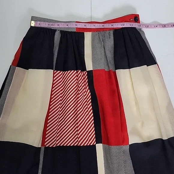 Jaeger Color Block Wool Skirts/ Size 6. - Picture 4 of 10